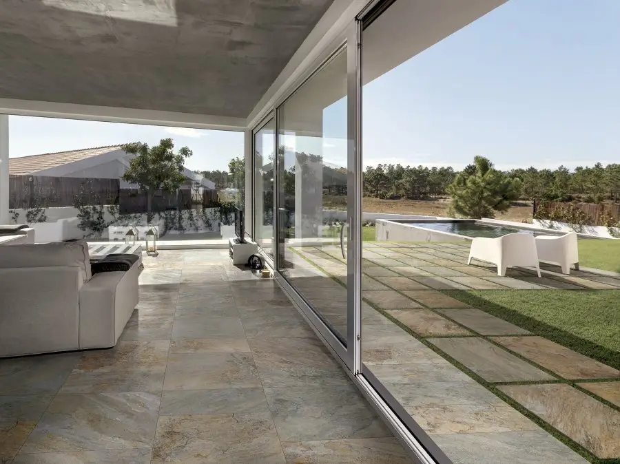 Quale pavimento scegliere per la piscina?