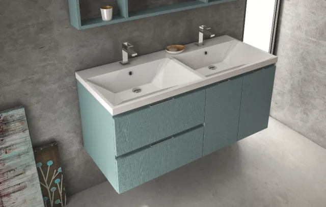 Esempio di lavabo doppio con un problema: sono troppo vicini?