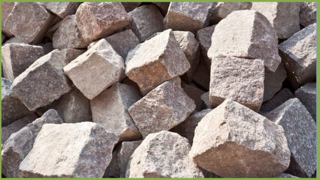 Pavimento esterno in pietra, porfido e ciottoli caratteristiche e vantaggi