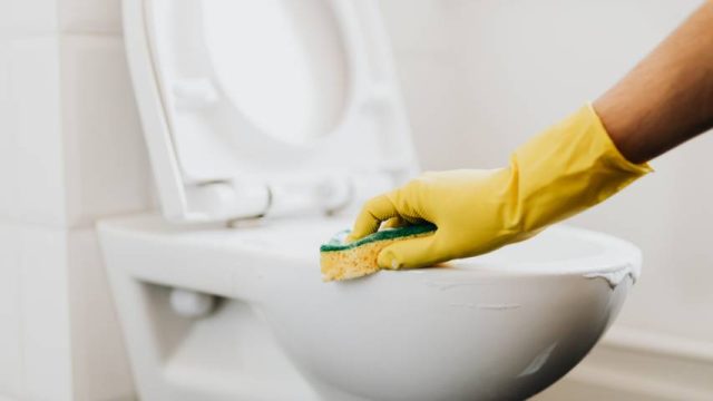 Come riparare crepe e danni su wc e bidet: consigli pratici