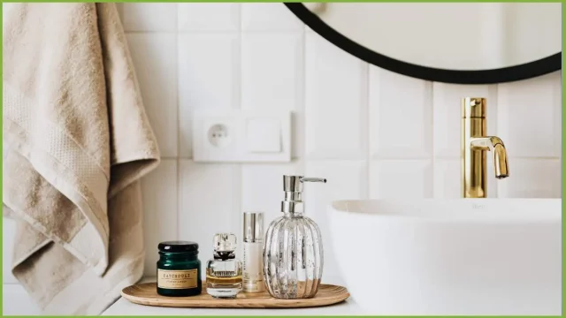 Ristrutturazione Bagno Minimalista Stile e Funzionalit&agrave;